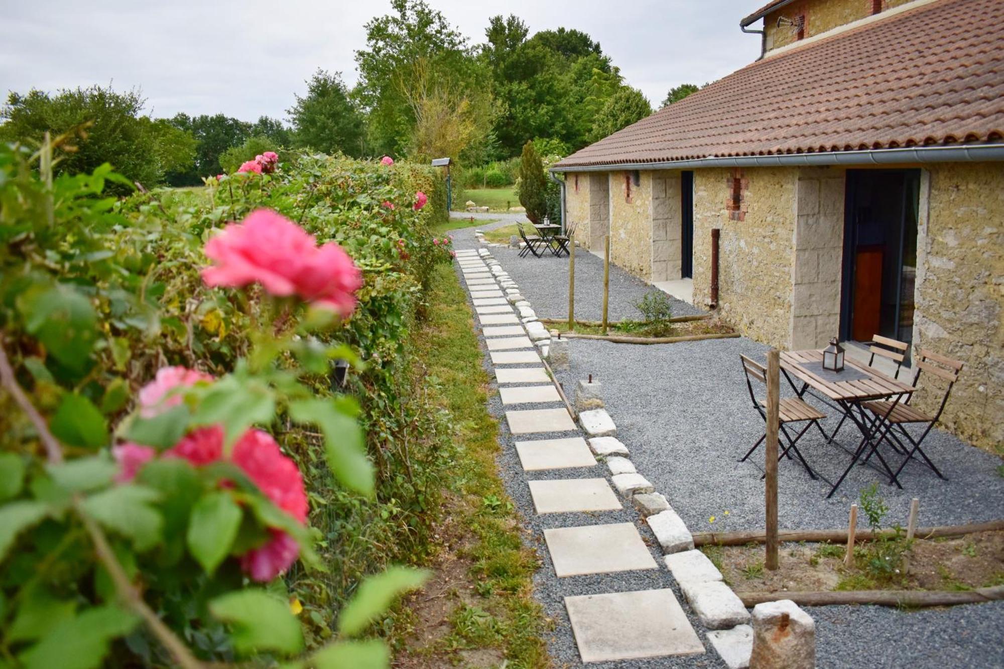 L'Oree Du Bois Gaubau Saint-Georges-sur-Layon Eksteriør bilde